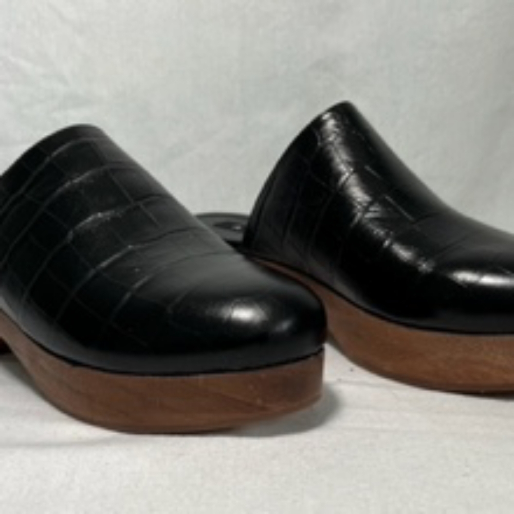 Aqua Brand Black Alligator Pattern Leather Wooden Base Platform  Size 7 …
